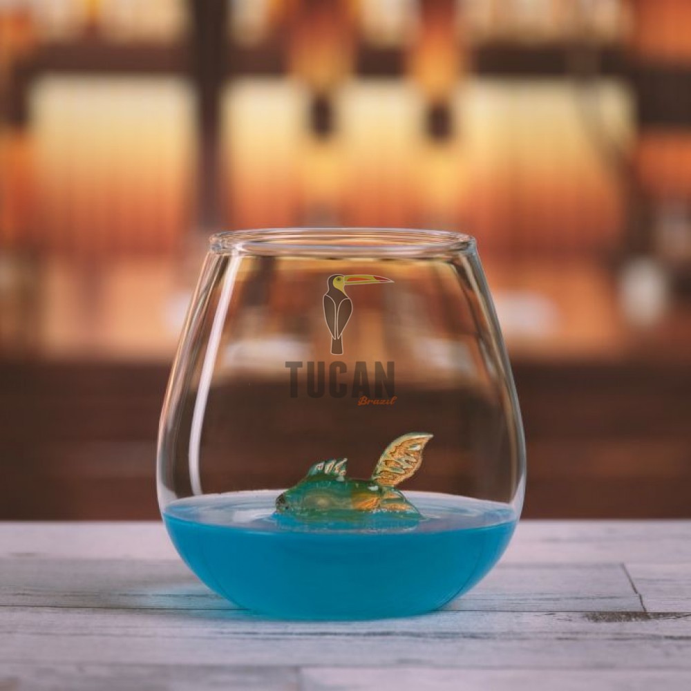 Goldfish In a Glass – Ποτήρι με Χρυσόψαρο στο Εσωτερικό του MM05226