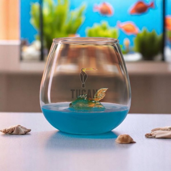 Goldfish In a Glass – Ποτήρι με Χρυσόψαρο στο Εσωτερικό του MM05226